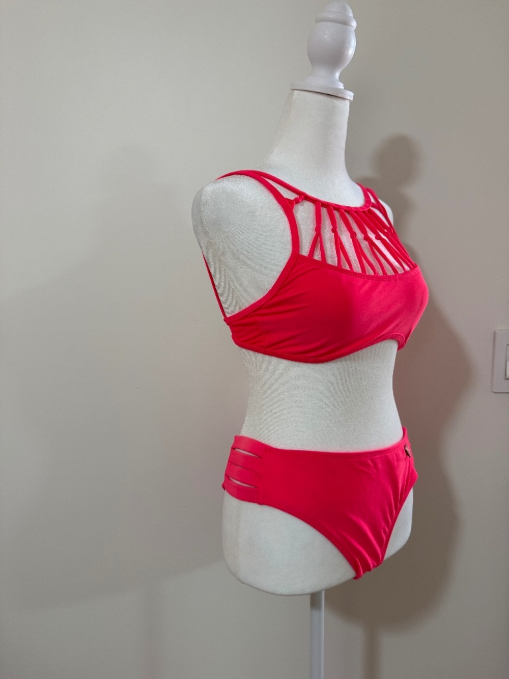 Body Glove hot pink 2 piece swim suit! Super cute/sexy!
